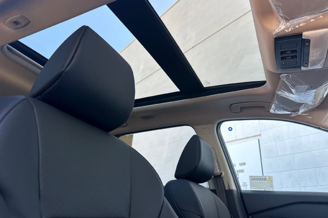 2026 Nissan Rogue Dark Armor 15