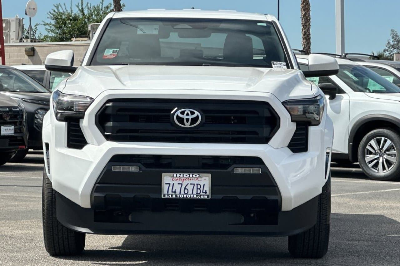 2024 Toyota Tacoma 4WD SR5 6