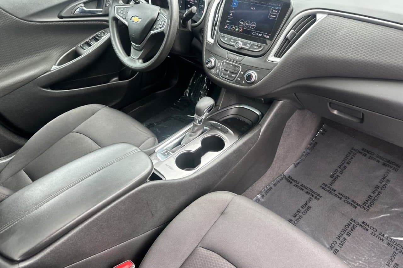2023 Chevrolet Malibu LT 13