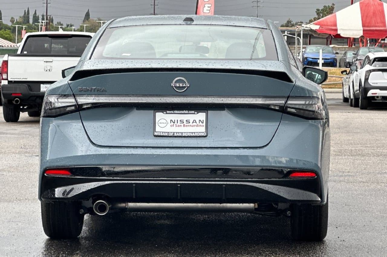 2027 Nissan Sentra SR 4