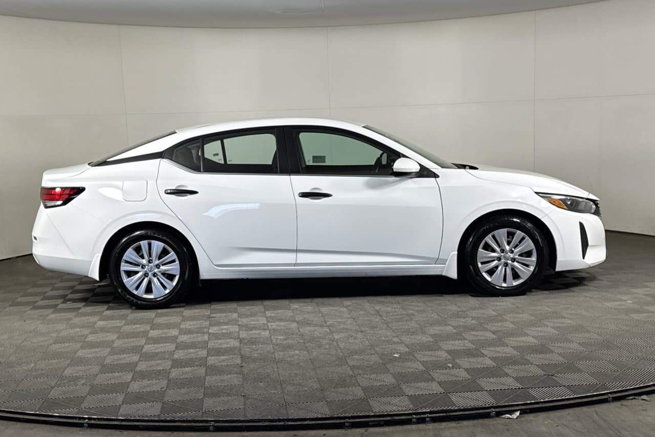 2025 Nissan Sentra S 2