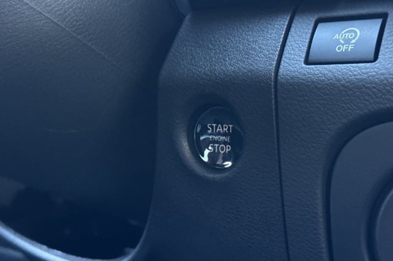 2026 Nissan Frontier SV 18
