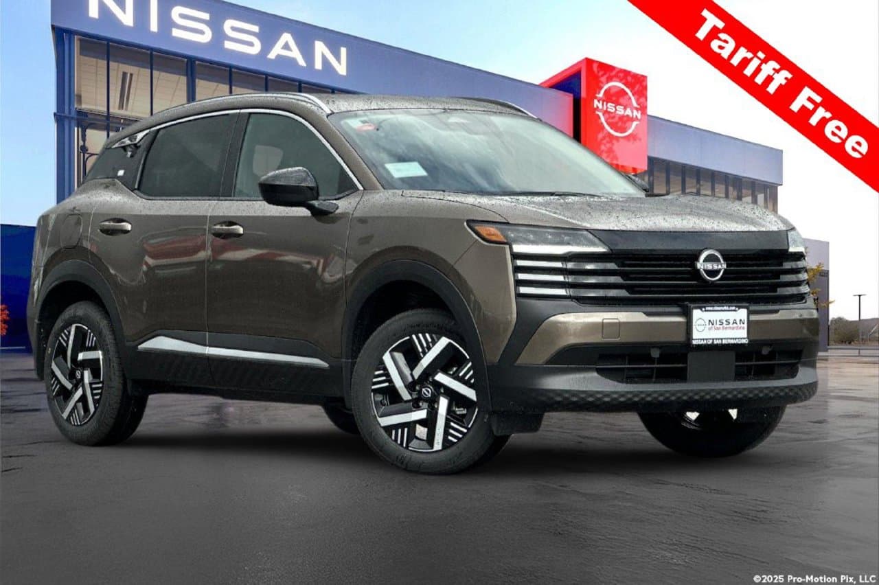 2027 Nissan Kicks SV 1
