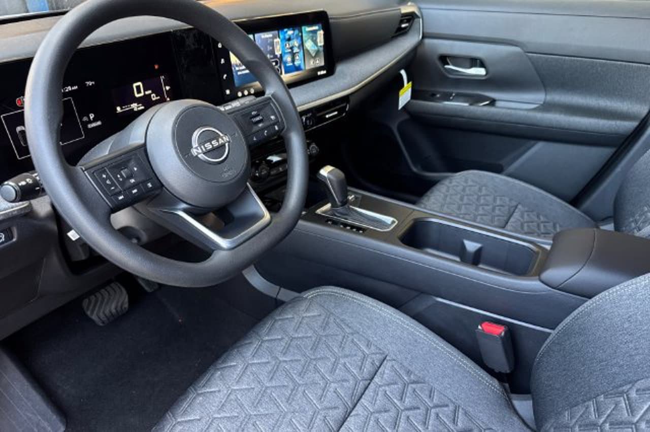 2026 Nissan Kicks SV 7