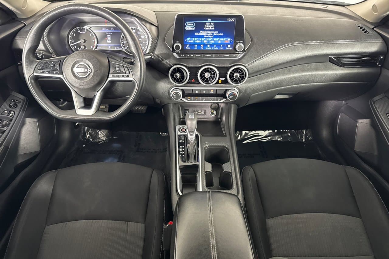 2025 Nissan Sentra SV 10