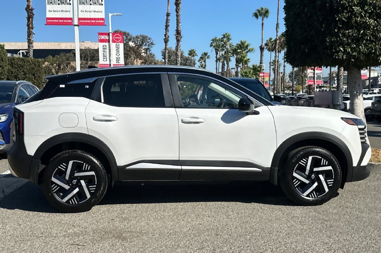 2027 Nissan Kicks SV 3
