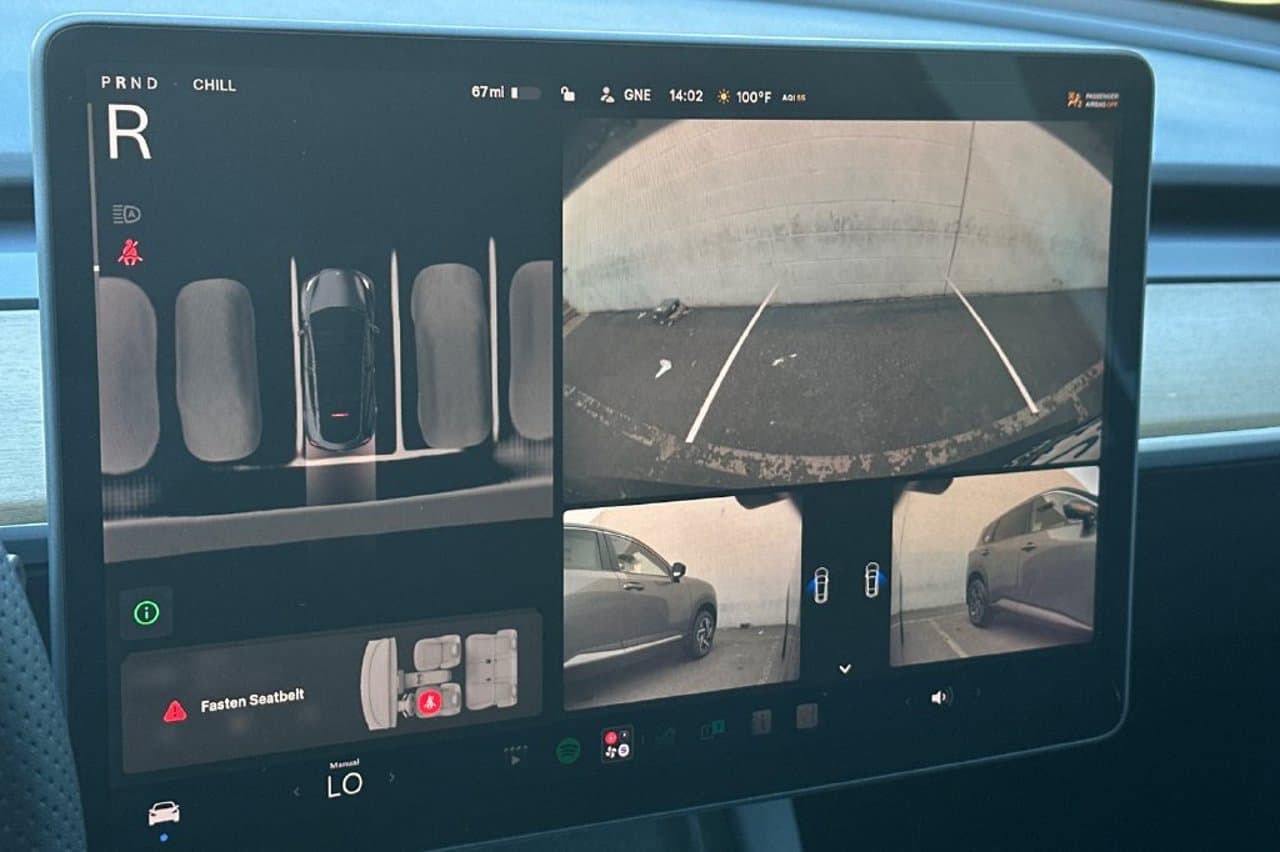 2023 Tesla Model Y Long Range 18