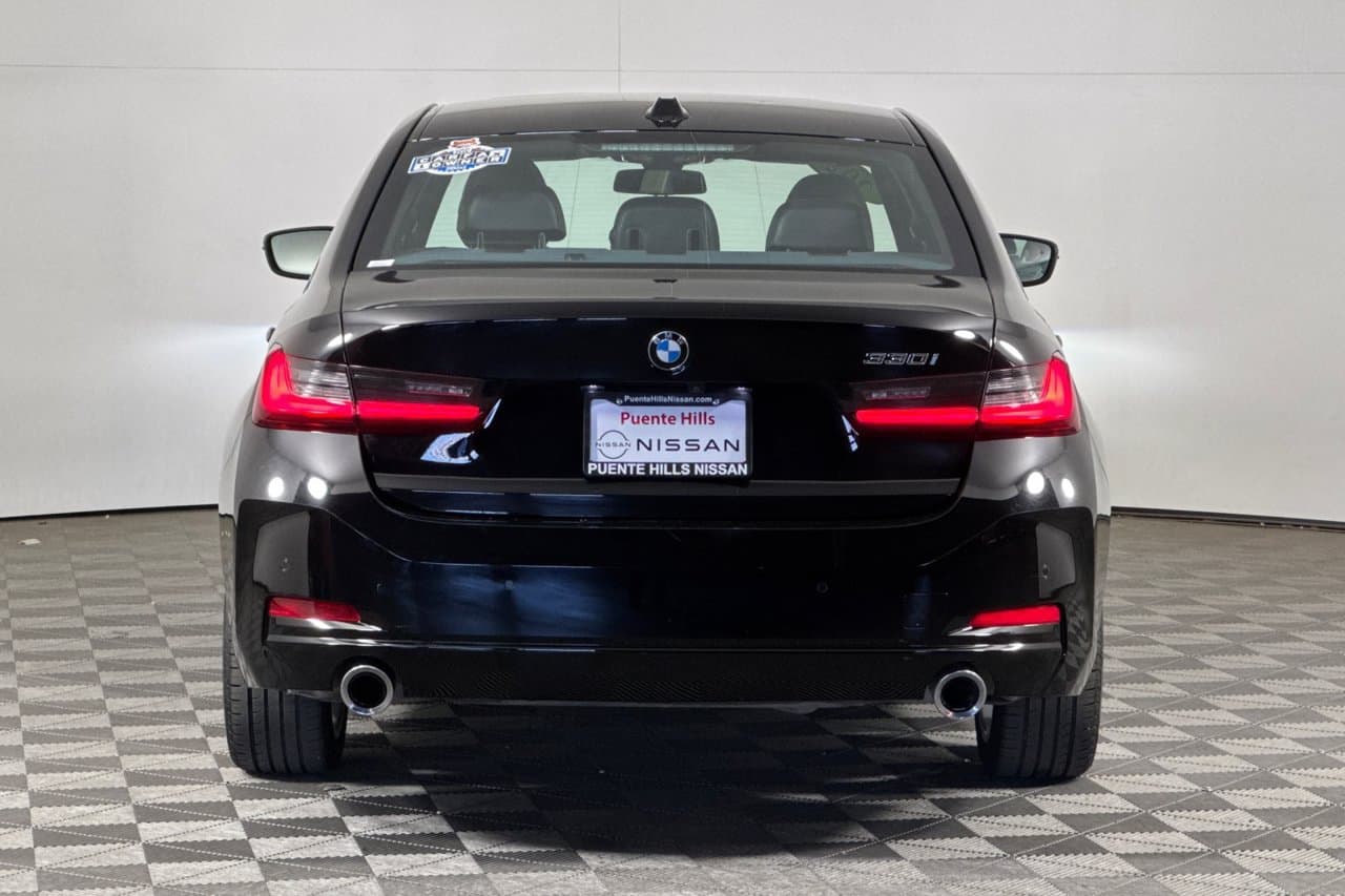 2025 BMW 3 Series 330i 4
