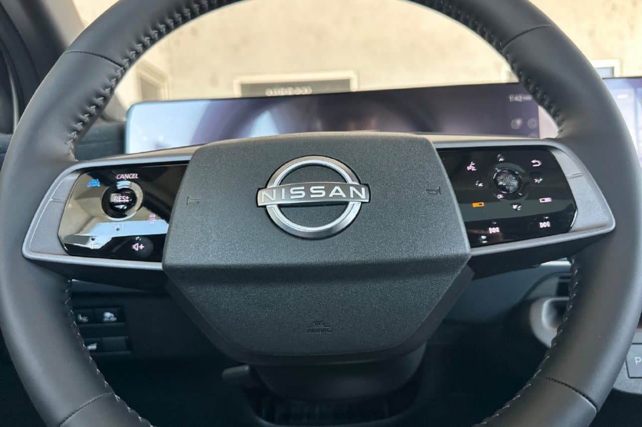 2026 Nissan LEAF PLATINUM+ 19
