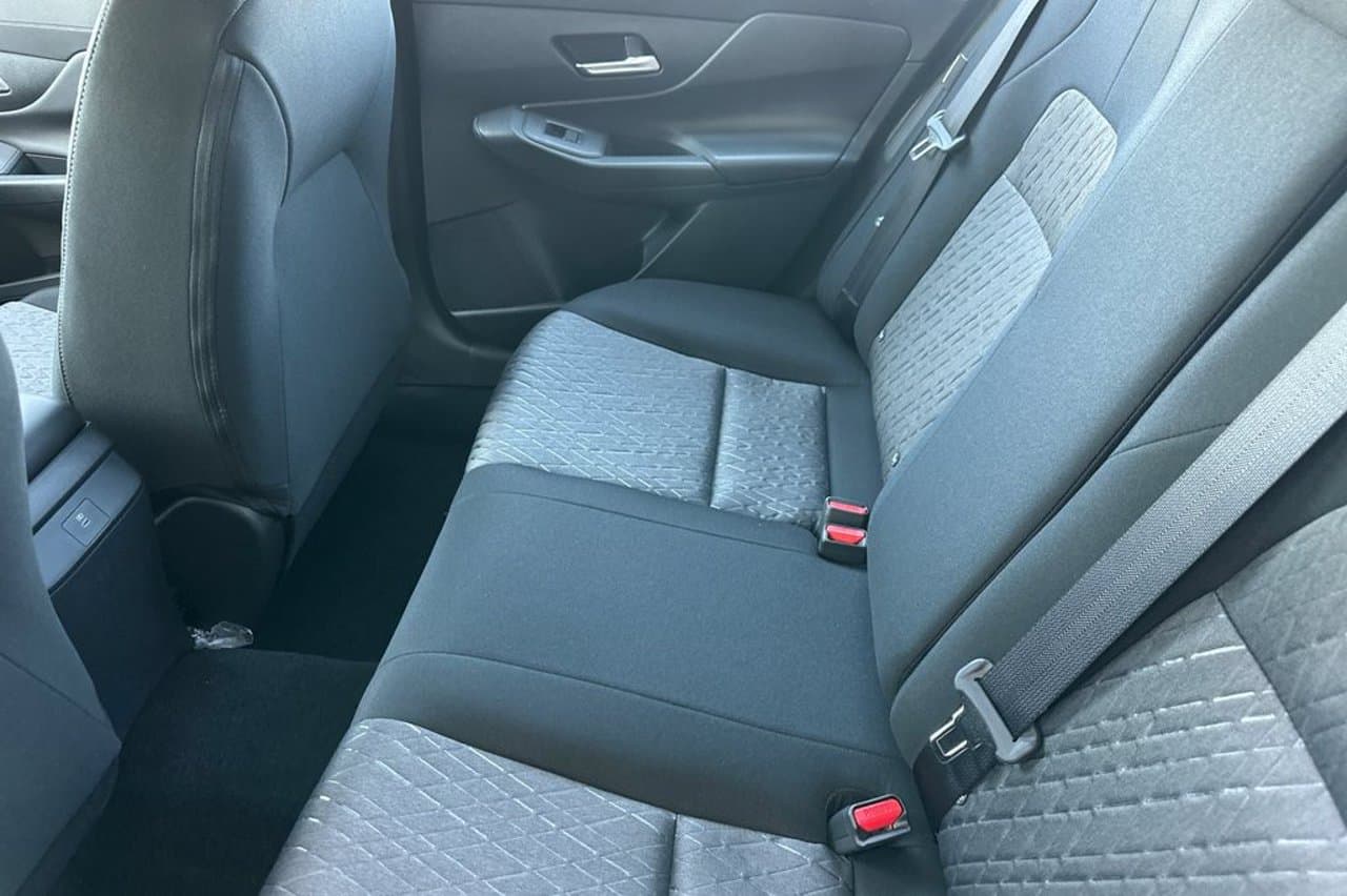 2027 Nissan Sentra SV 9