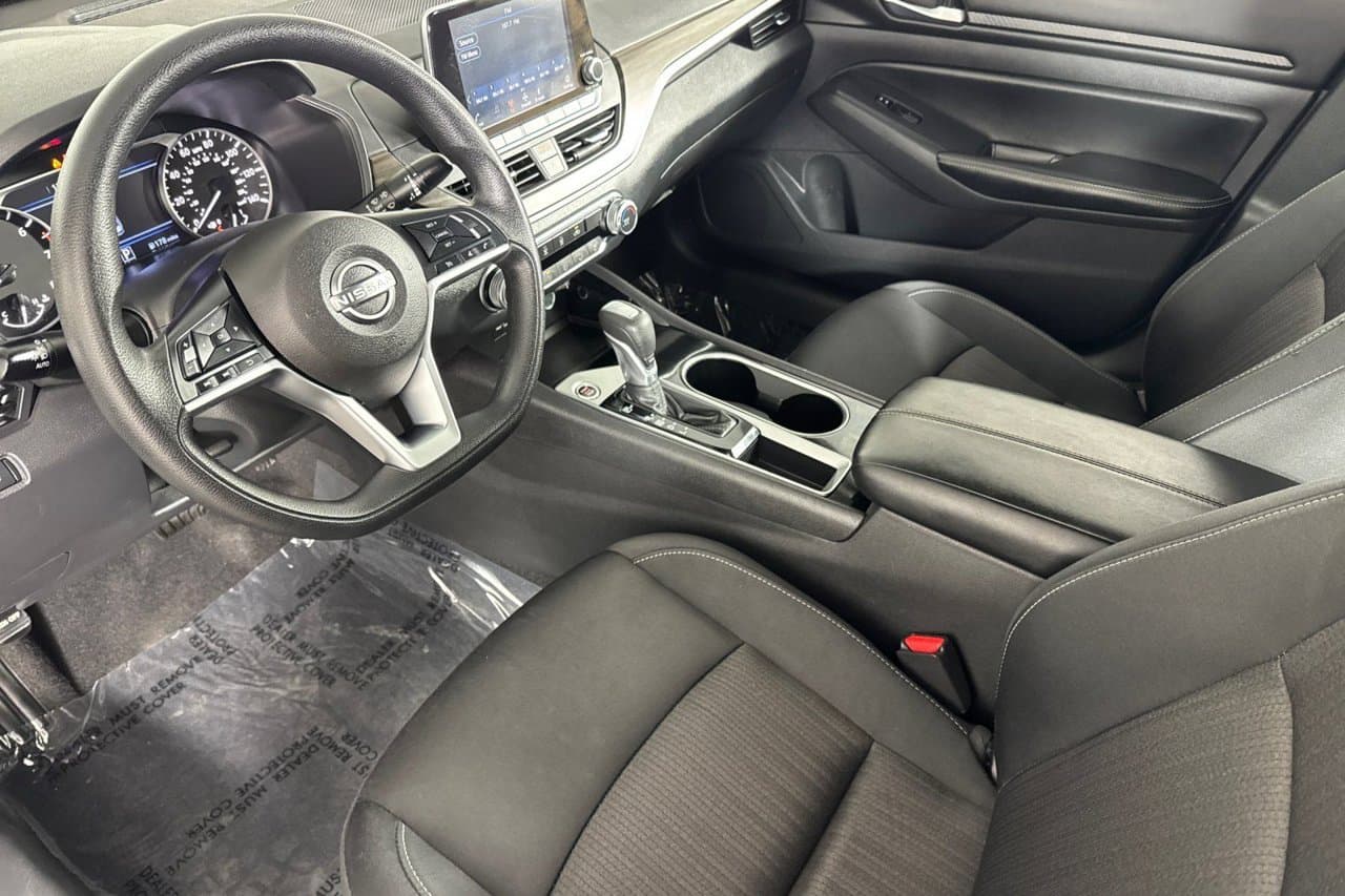 2024 Nissan Altima 2.5 SV 7