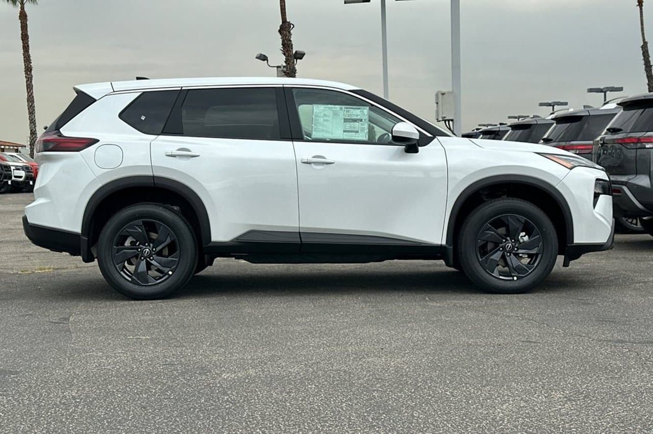 2026 Nissan Rogue SV 2