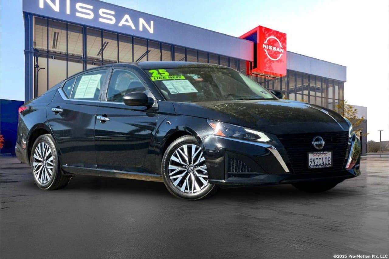 2025 Nissan Altima SV 2