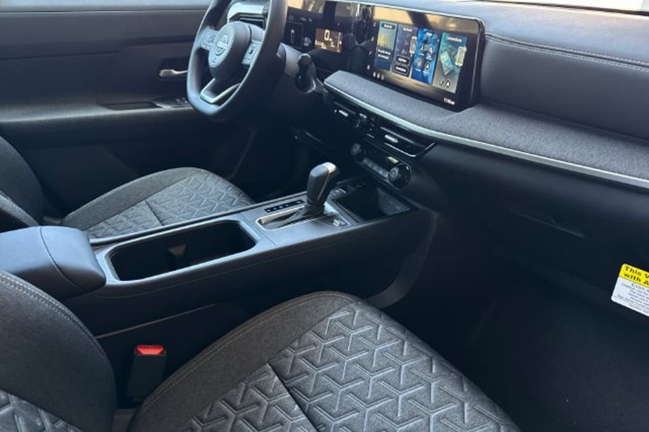 2026 Nissan Kicks SV 13