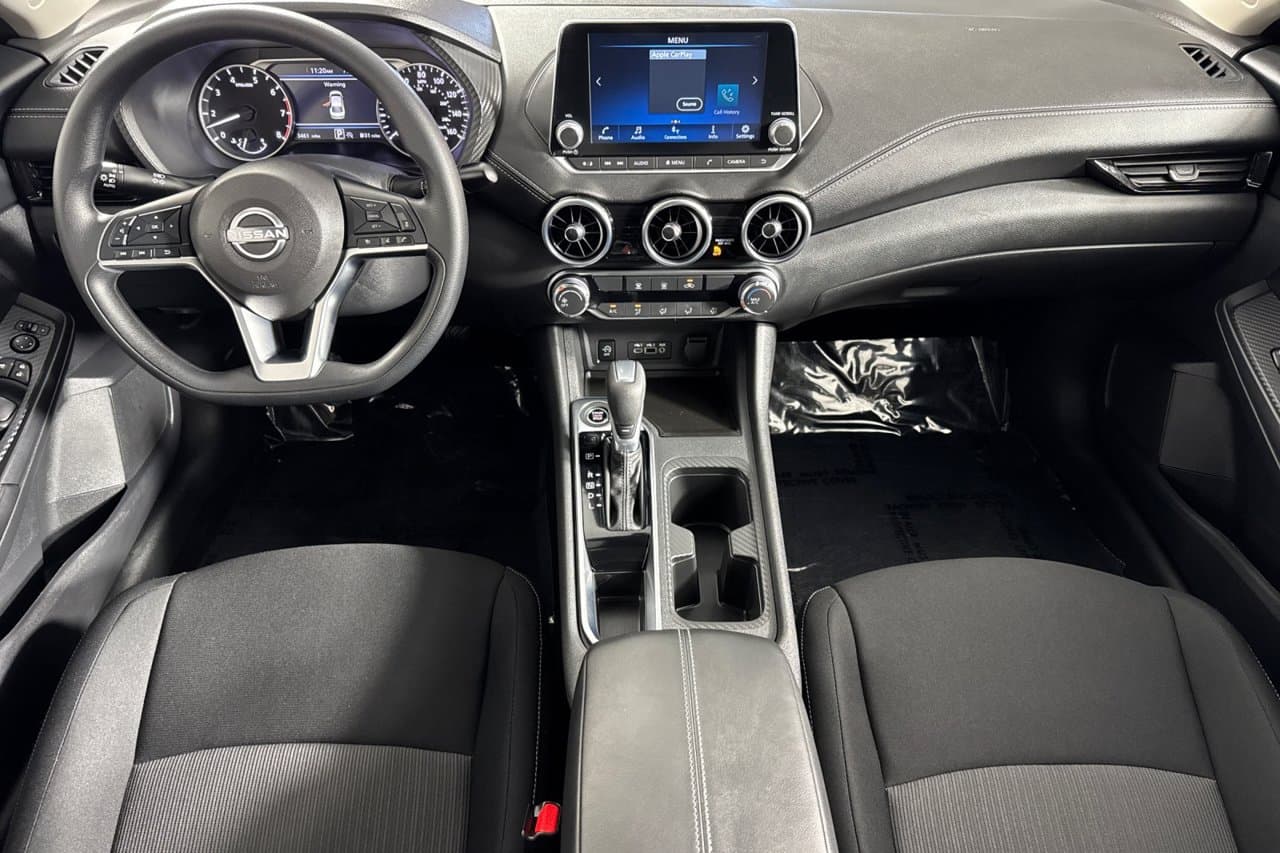 2025 Nissan Sentra SV 10
