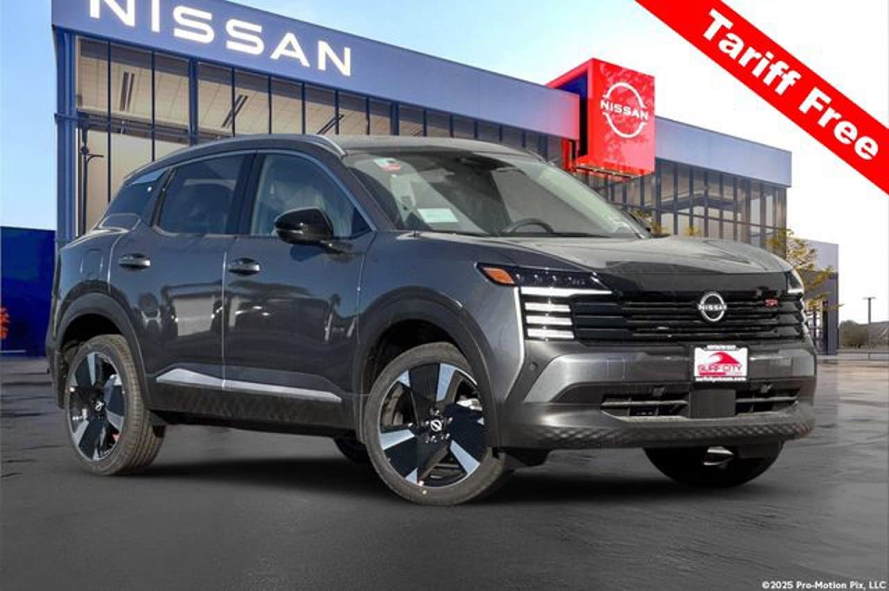 2026 Nissan Kicks SR 1