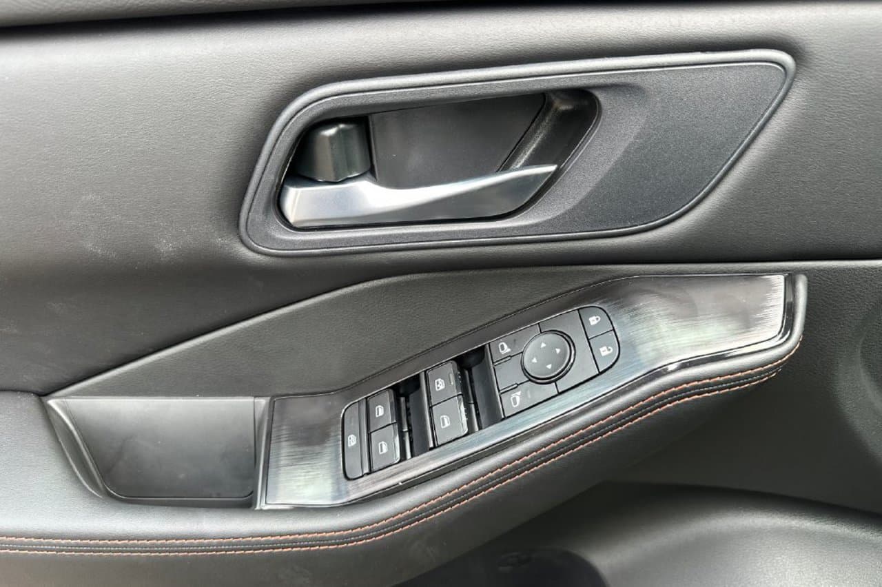 2026 Nissan Rogue Rock Creek 9
