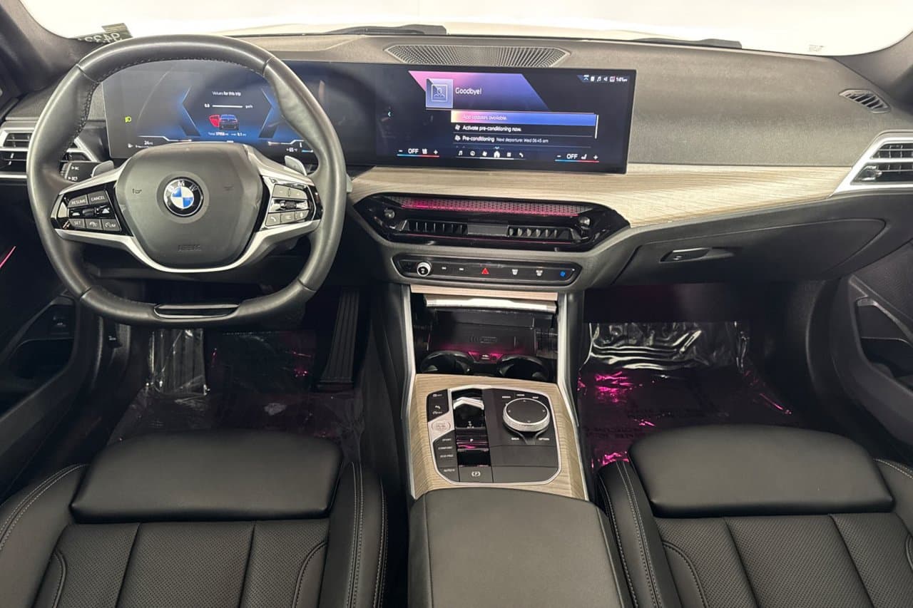 2025 BMW 3 Series 330i 10