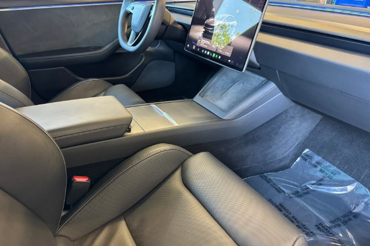 2024 Tesla Model 3 Performance 13