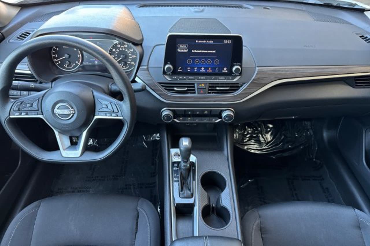 2025 Nissan Altima SV 11