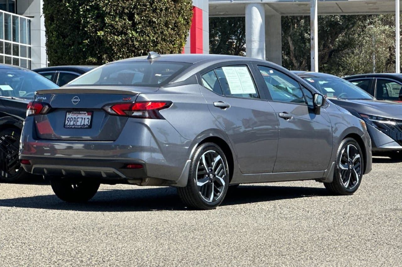 2024 Nissan Versa SR 4