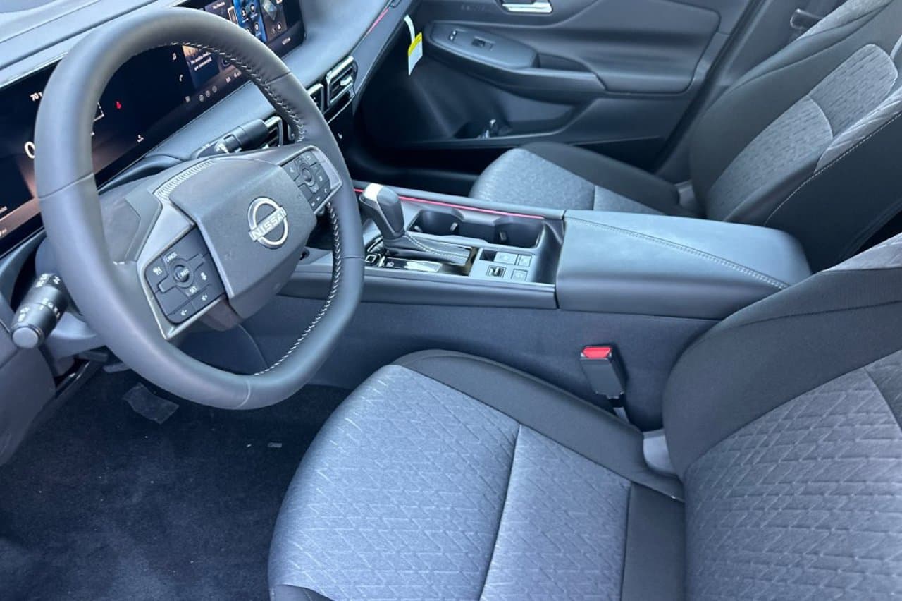 2026 Nissan Sentra SV 7