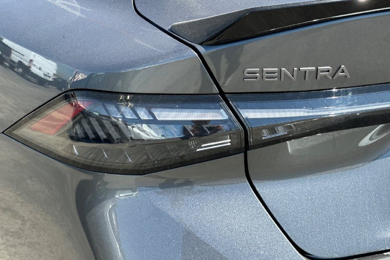 2027 Nissan Sentra SR 20