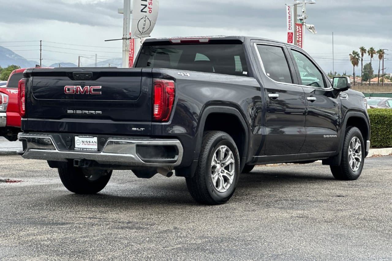 2025 GMC Sierra 1500 SLT 3