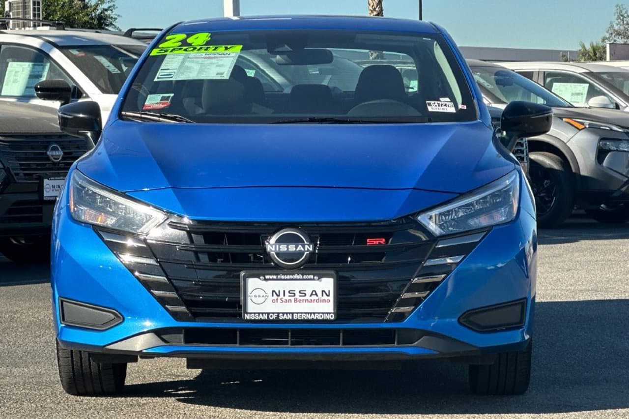 2024 Nissan Versa SR 6