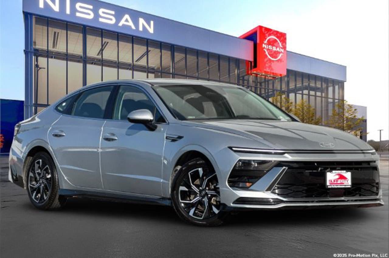 2025 Hyundai Sonata SEL 1