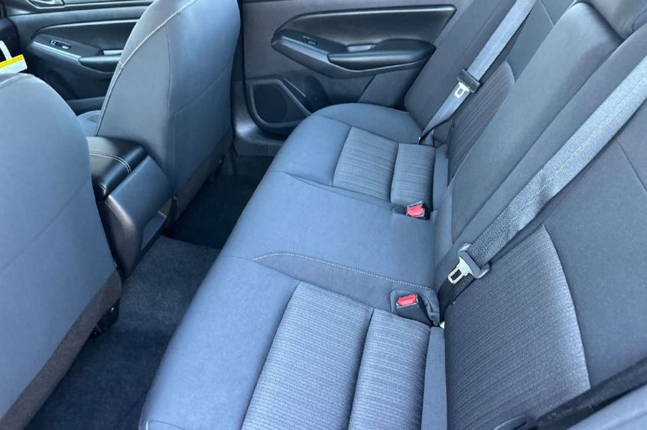 2025 Nissan Altima S 9