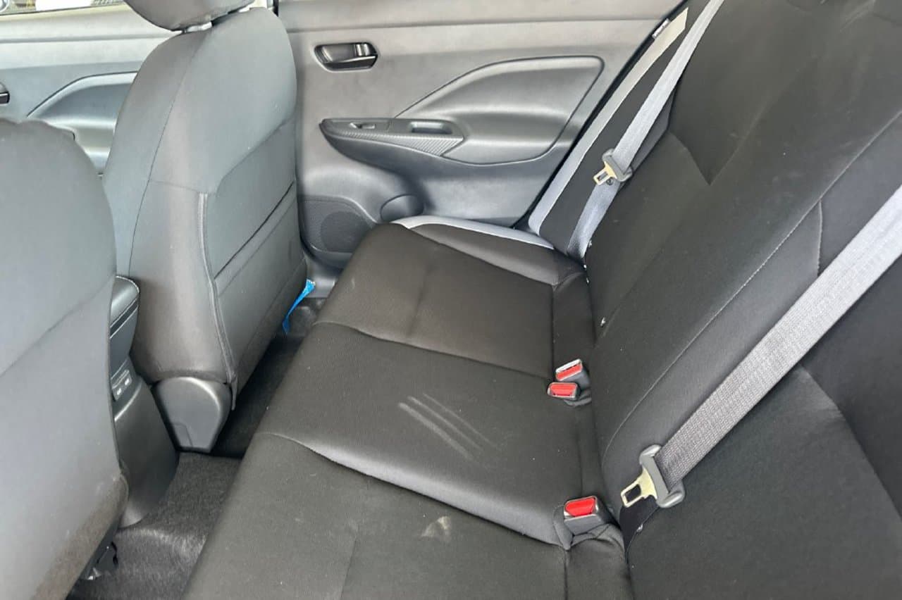 2025 Nissan Versa S 9