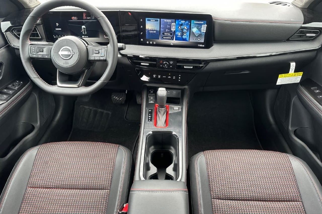 2027 Nissan Kicks SR 11