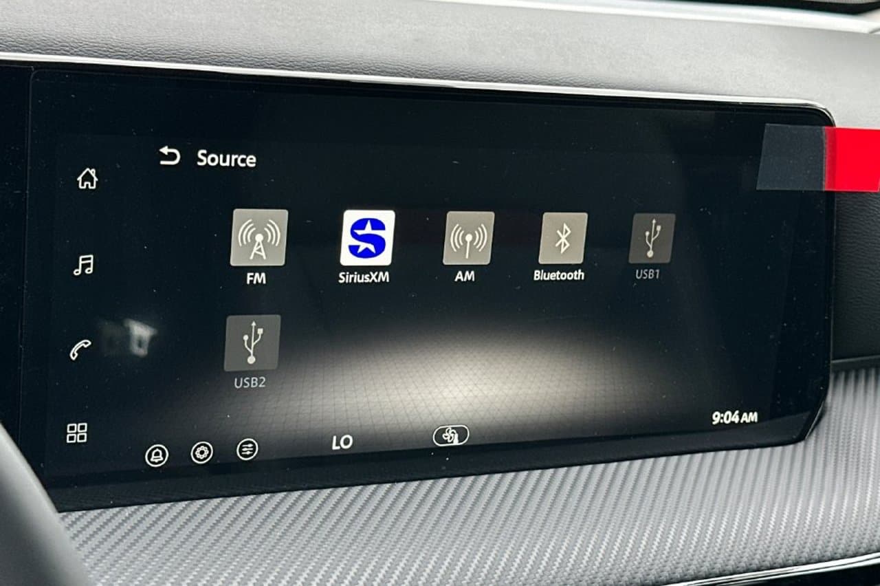 2027 Nissan Kicks SR 15