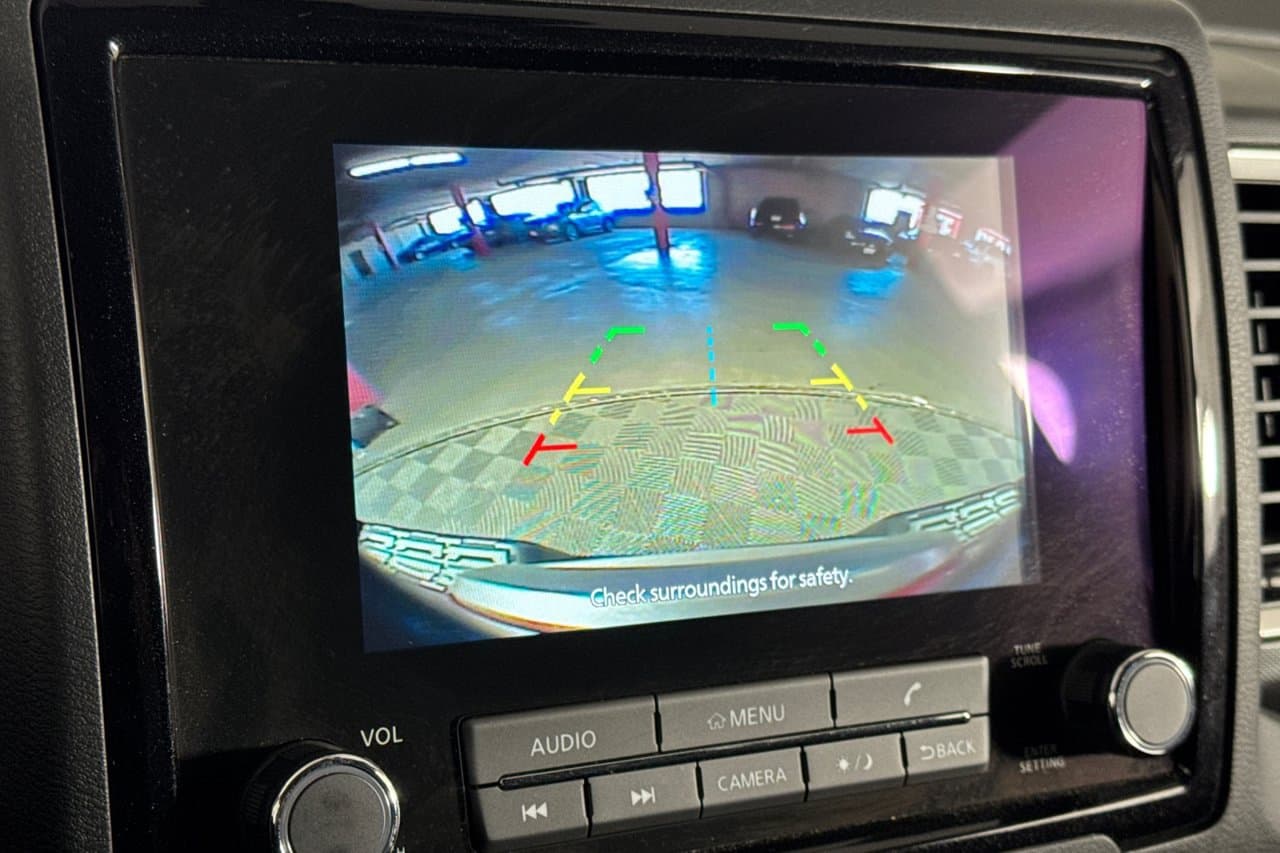 2024 Nissan Frontier SV 15