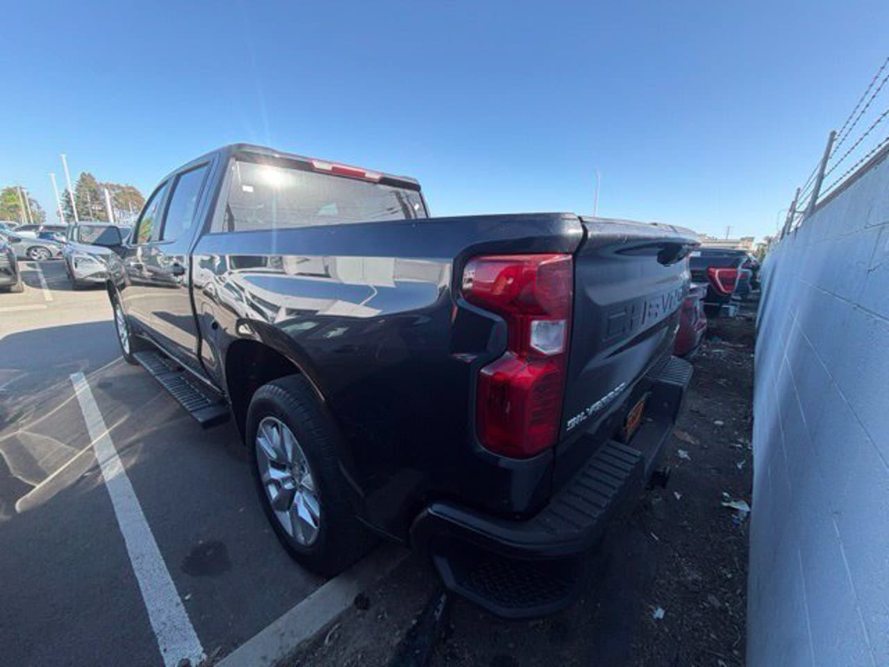 2023 Chevrolet Silverado 1500 Custom 4