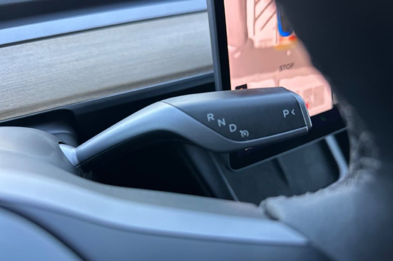 2022 Tesla Model 3 Base 17