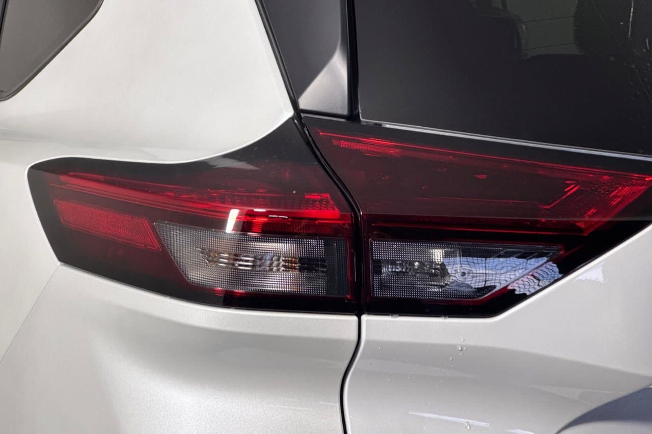 2026 Nissan Rogue SV 23