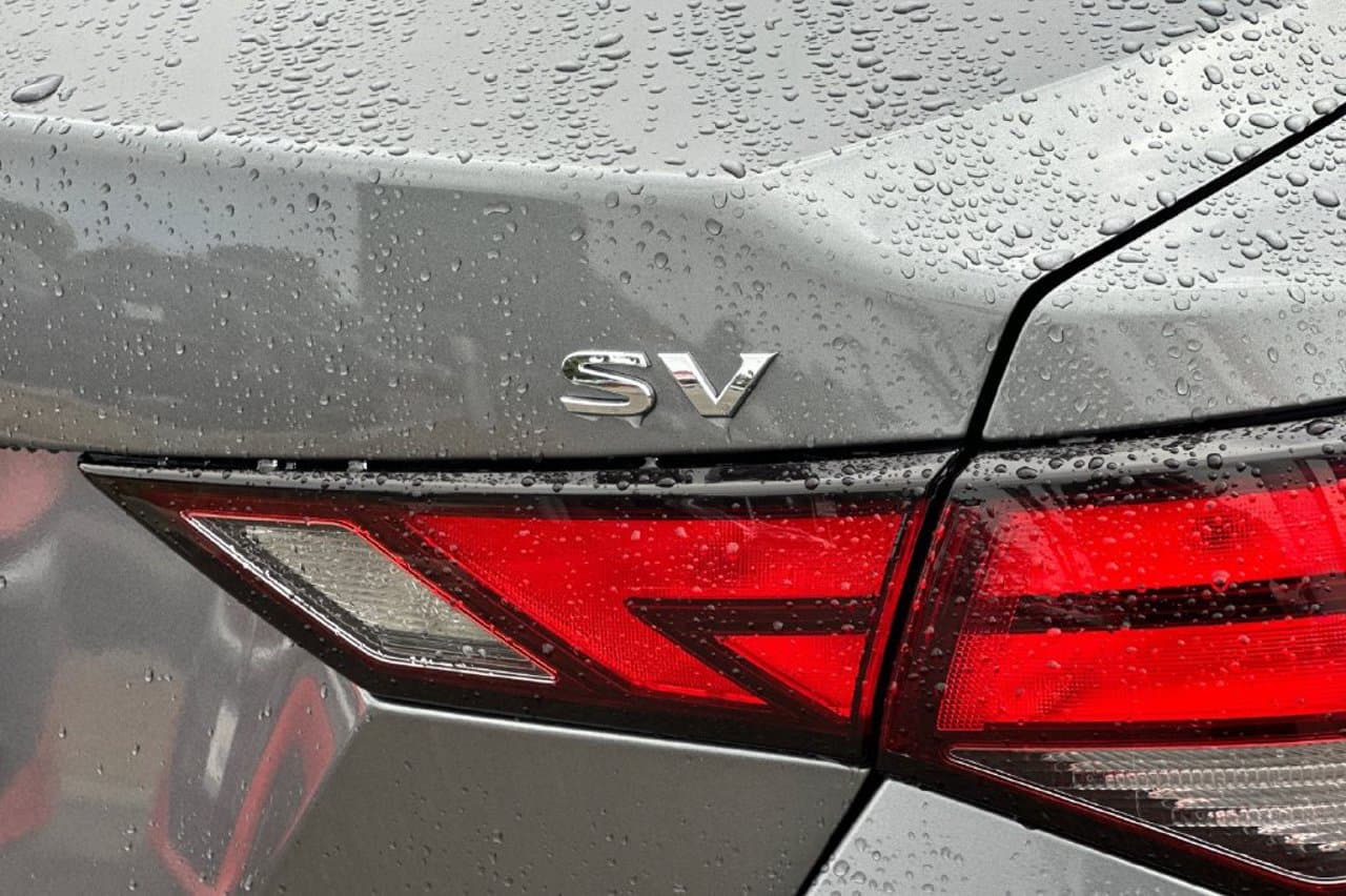 2022 Nissan Sentra SV 22