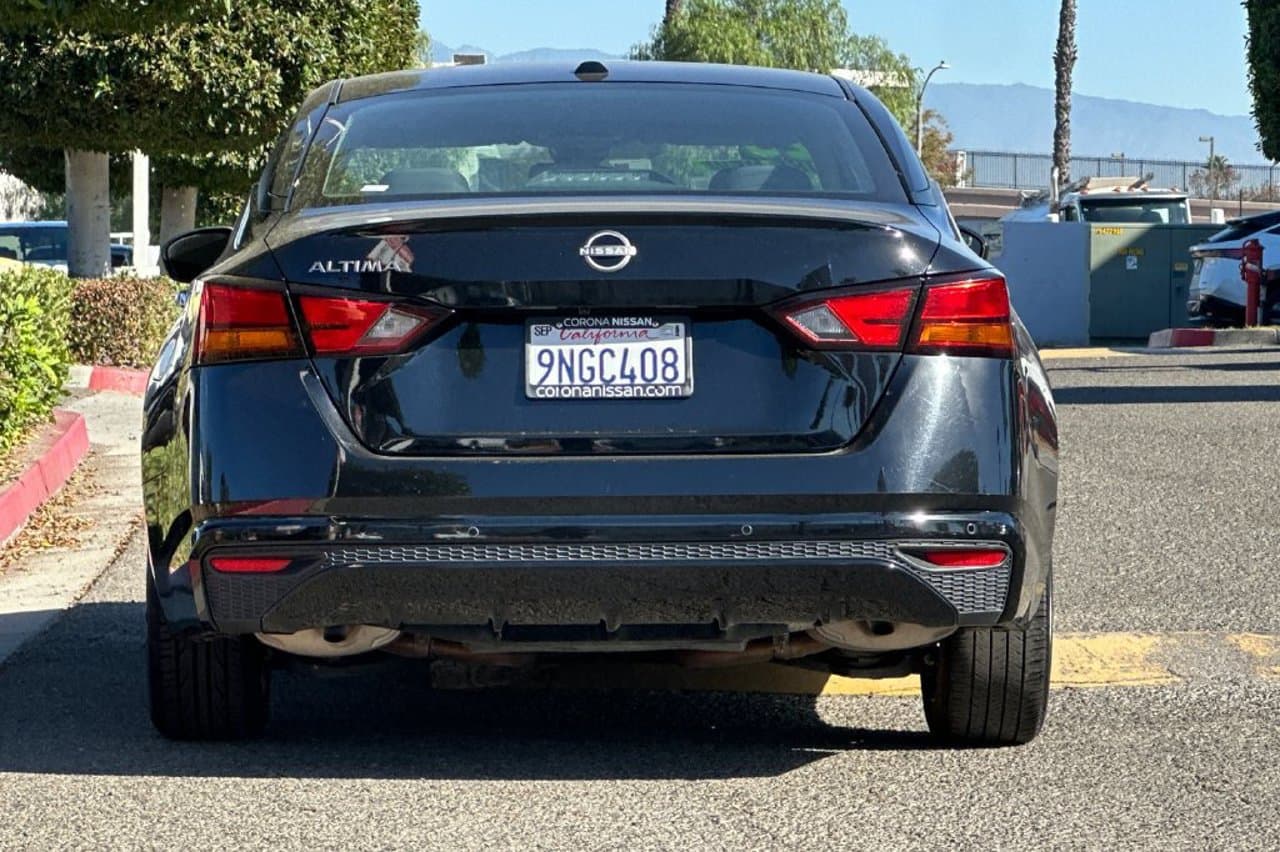 2025 Nissan Altima SV 5