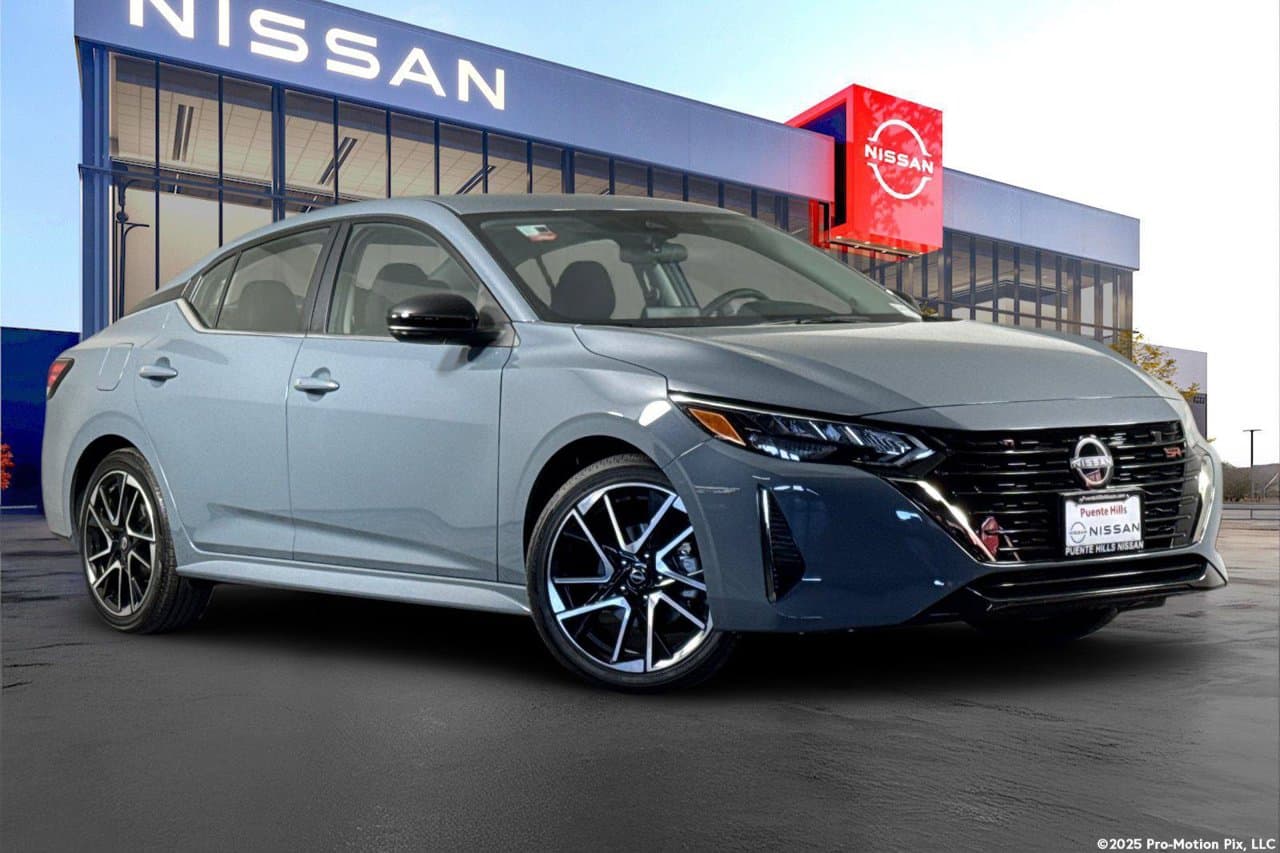 2025 Nissan Sentra SR 1