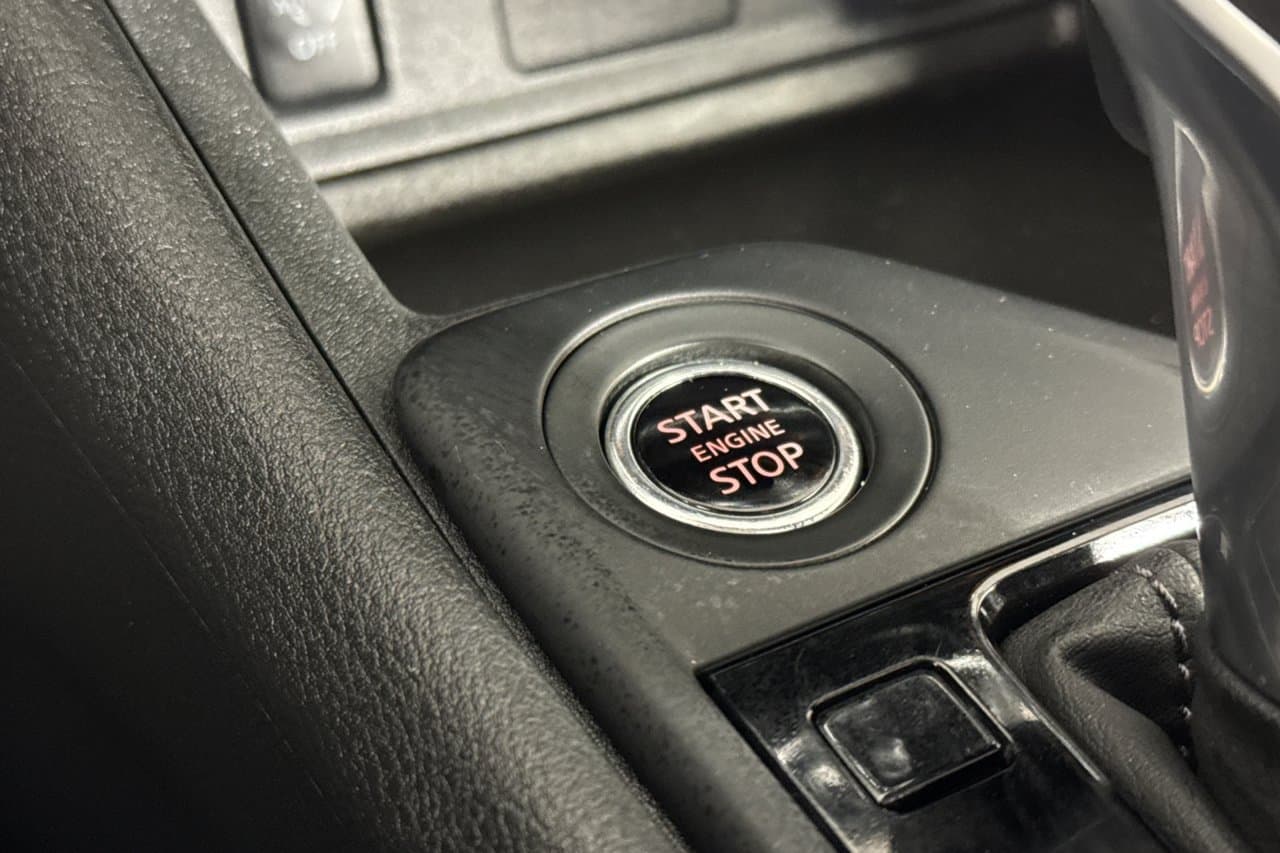 2025 Nissan Sentra S 18