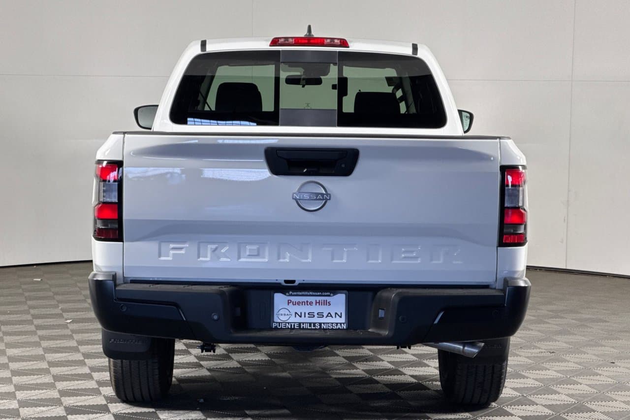 2026 Nissan Frontier S 4