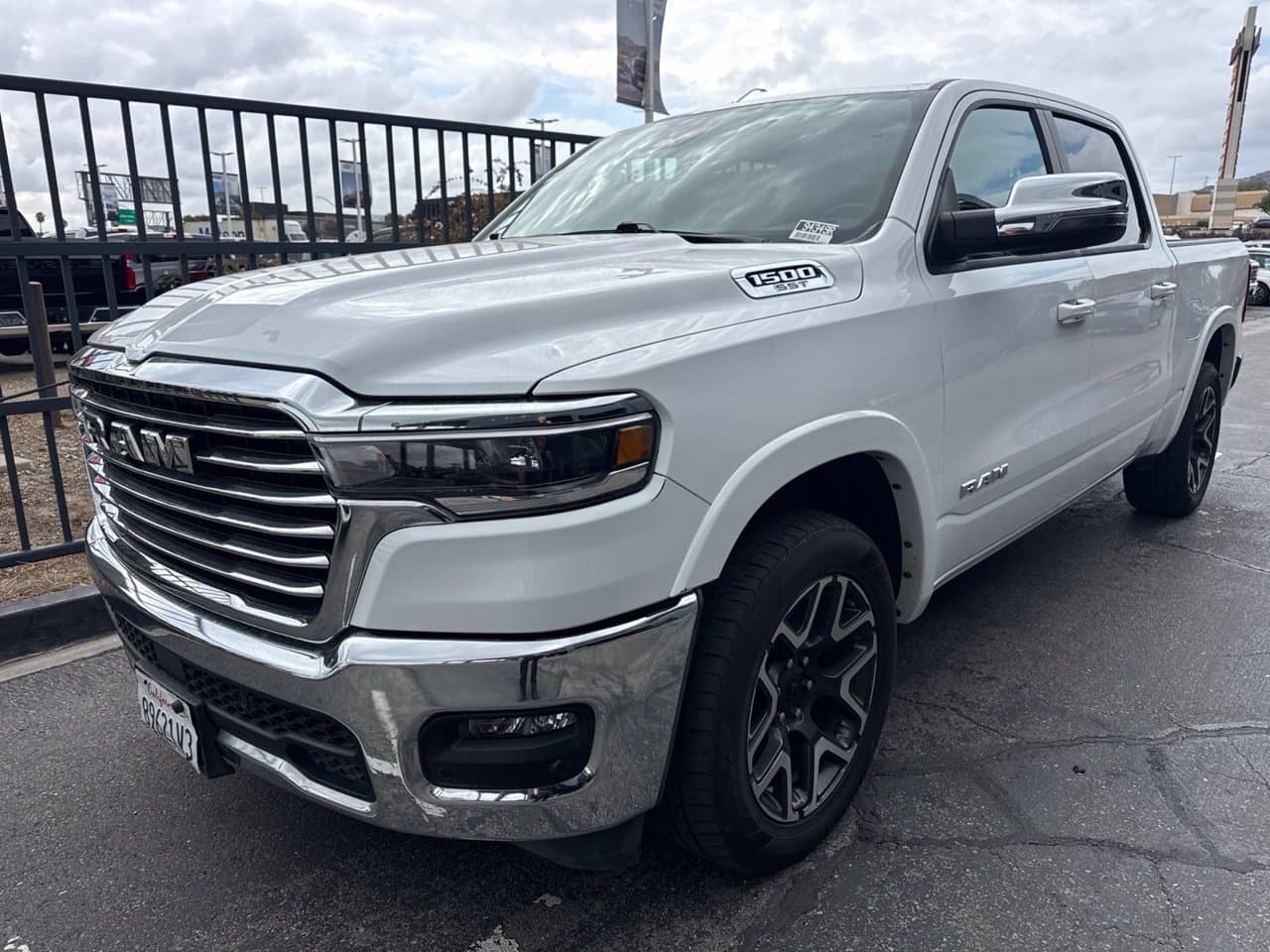 2025 Ram 1500 Laramie 2