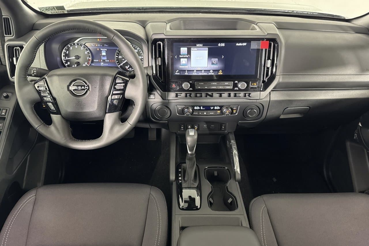 2027 Nissan Frontier SV 10