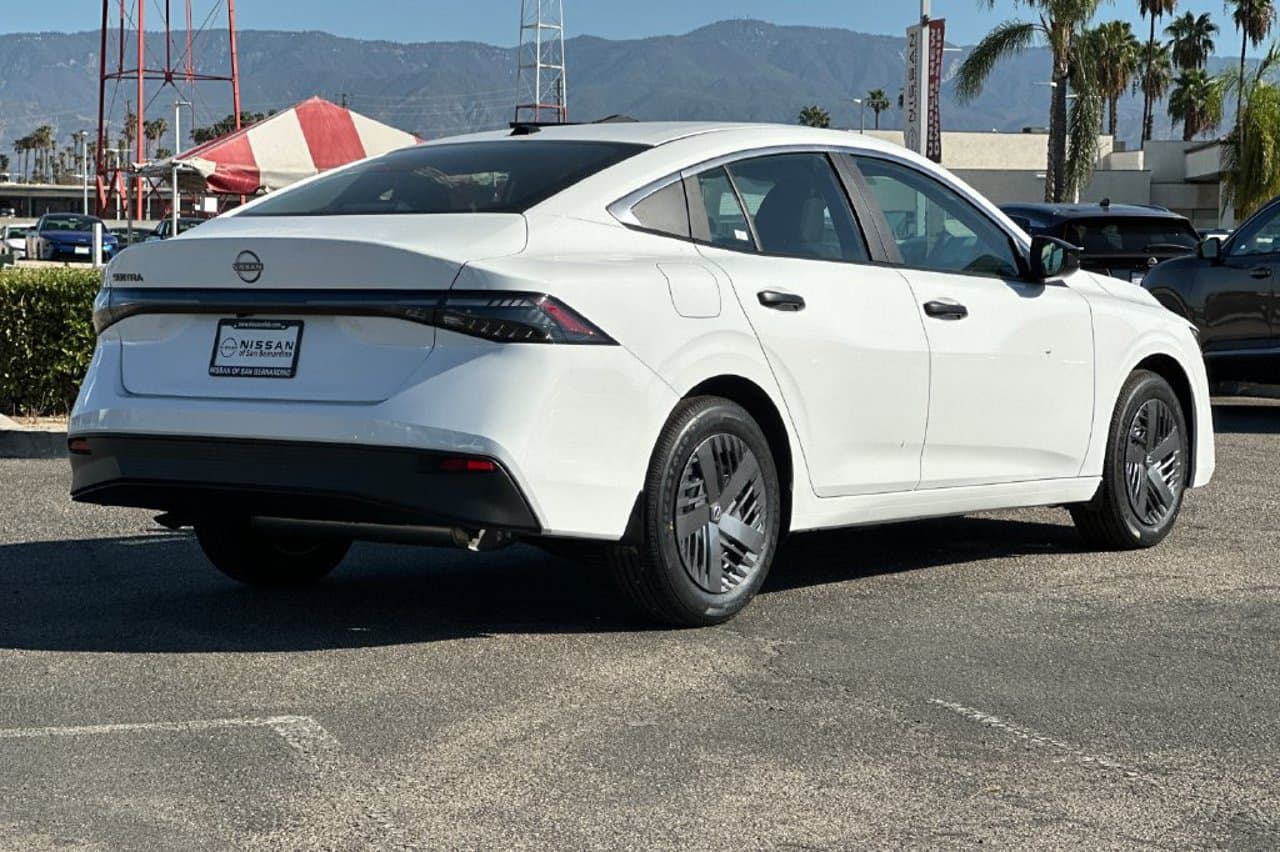 2027 Nissan Sentra S 3