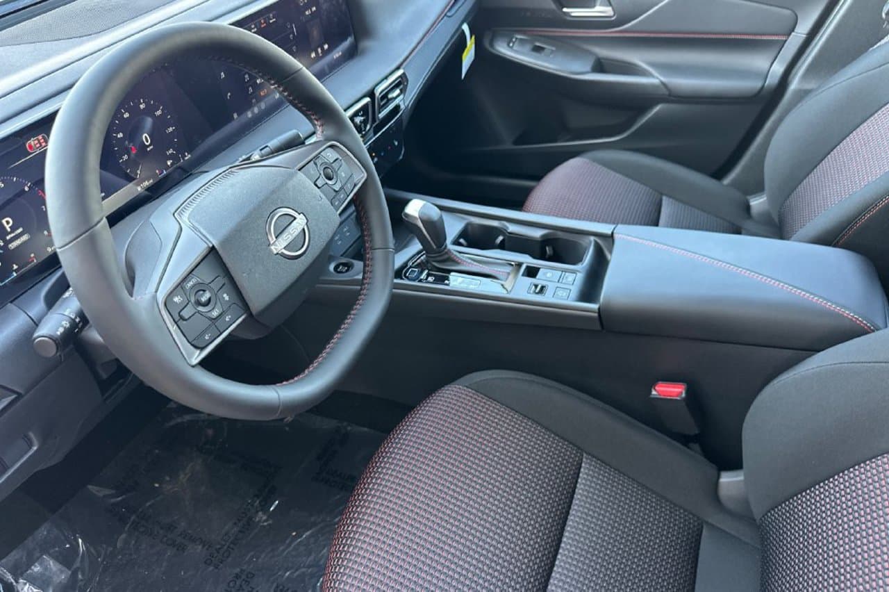 2027 Nissan Sentra SR 7