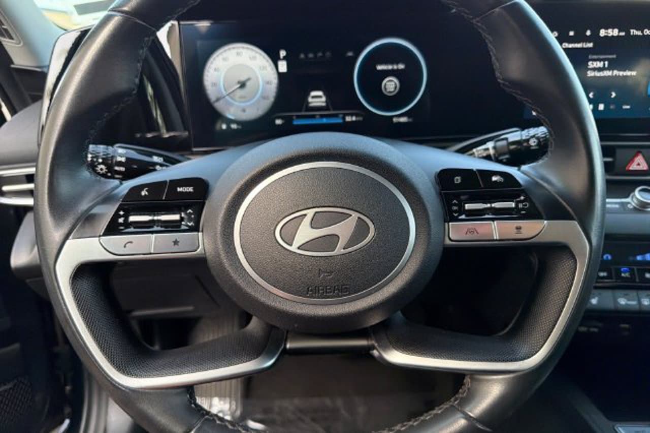 2024 Hyundai Elantra Limited 21