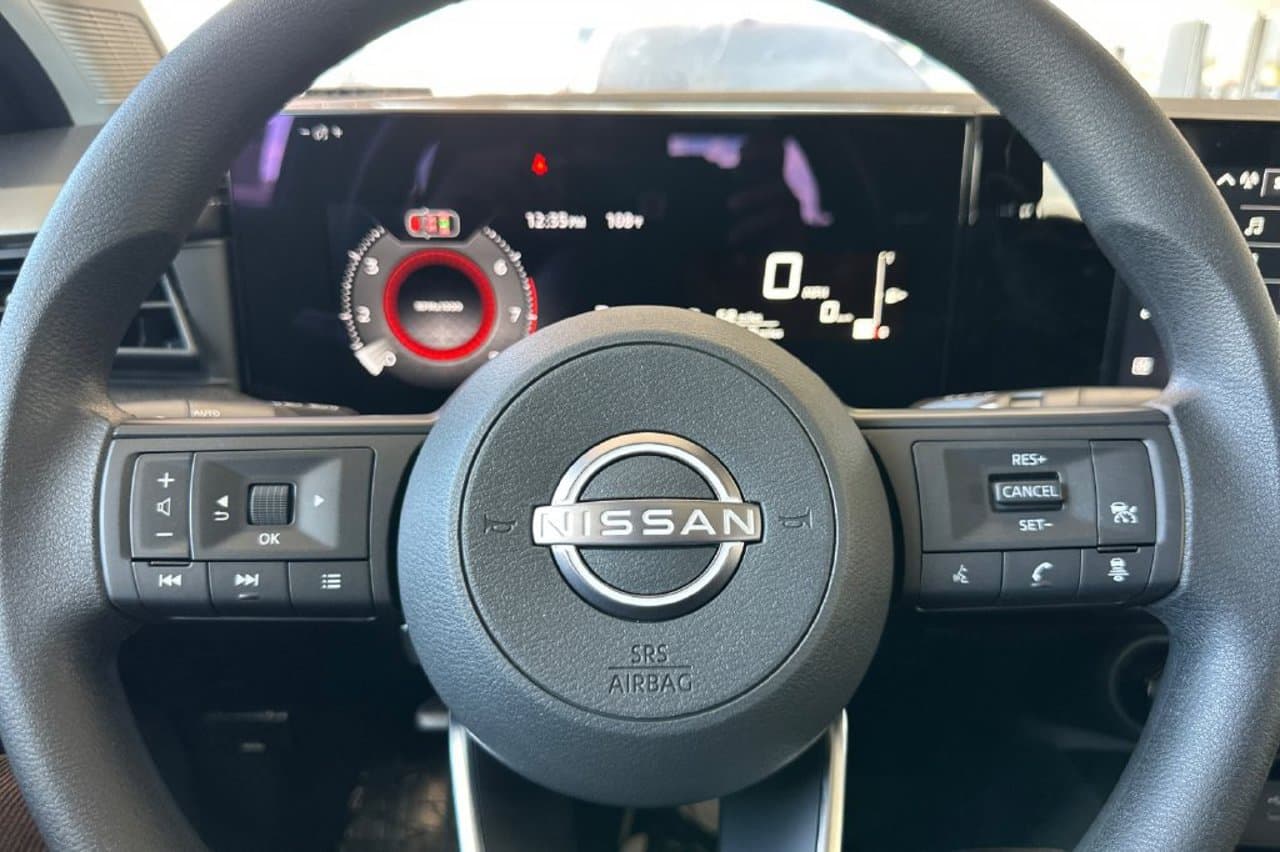 2027 Nissan Kicks SV 20