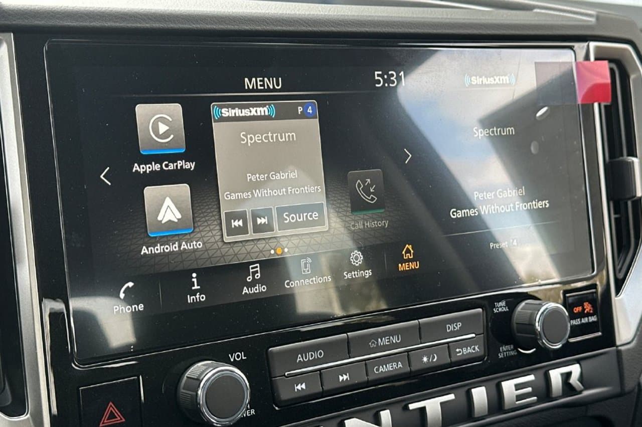 2027 Nissan Frontier SV 14
